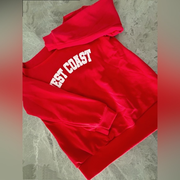 Red Open Shoulder Casual Long Sleeve Sweatshirt - Picture 3 of 3